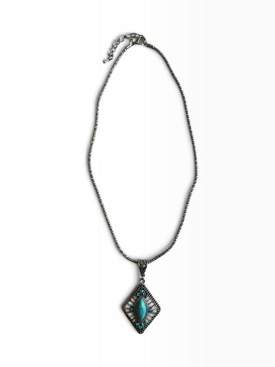 Jewelry - Turquoise Pendant Necklace - Silver Tone Women’s Jewelry